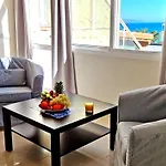 Charmantes In Mit Terrasse Und Gemeinsamem Pool By Interhome * Коста Калма